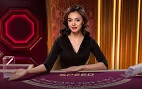 Antarmuka permainan Fortune Rabbit di platform menang bet dengan gulungan dan panel informasi pembayaran